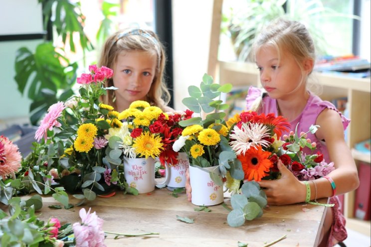 Grootouderdag verbindt generaties met bloemen Grootouderdag verbindt generaties met bloemen