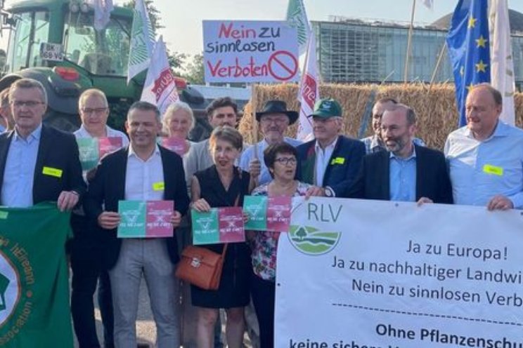 Grootschalig actie tegen Natuurherstelwet Grootschalig actie tegen Natuurherstelwet